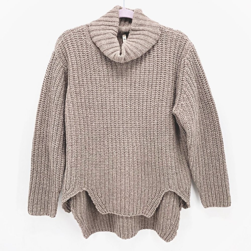 POL High Low Turtleneck‎ Sweater